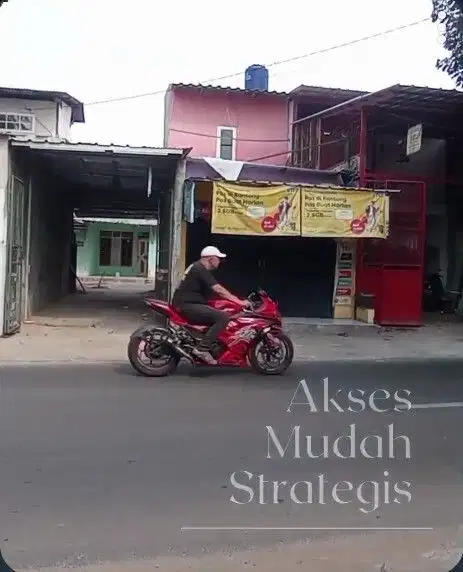 Terbaik  Dekat tol. Cluster hadap jalan raya,Cilangkap Jakarta Timur