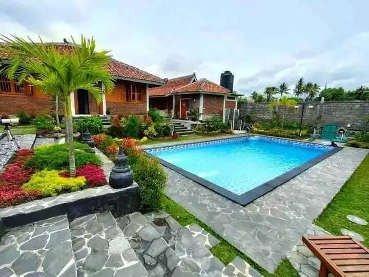 Dijual Rumah Etnik Joglo Luas Ada Kolam Renang  Dekat Kampus UII Yogya