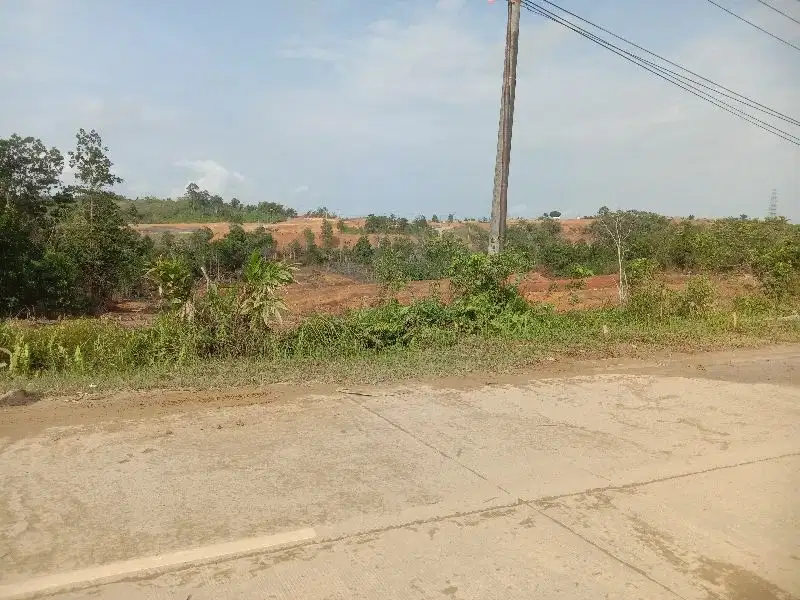 tanah strategis 2,1 H, pinggir jln kawasan industri kariangau km 13