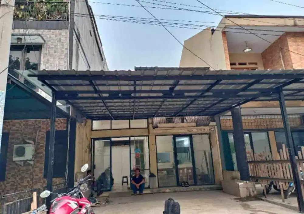 Kanopi baja ringan