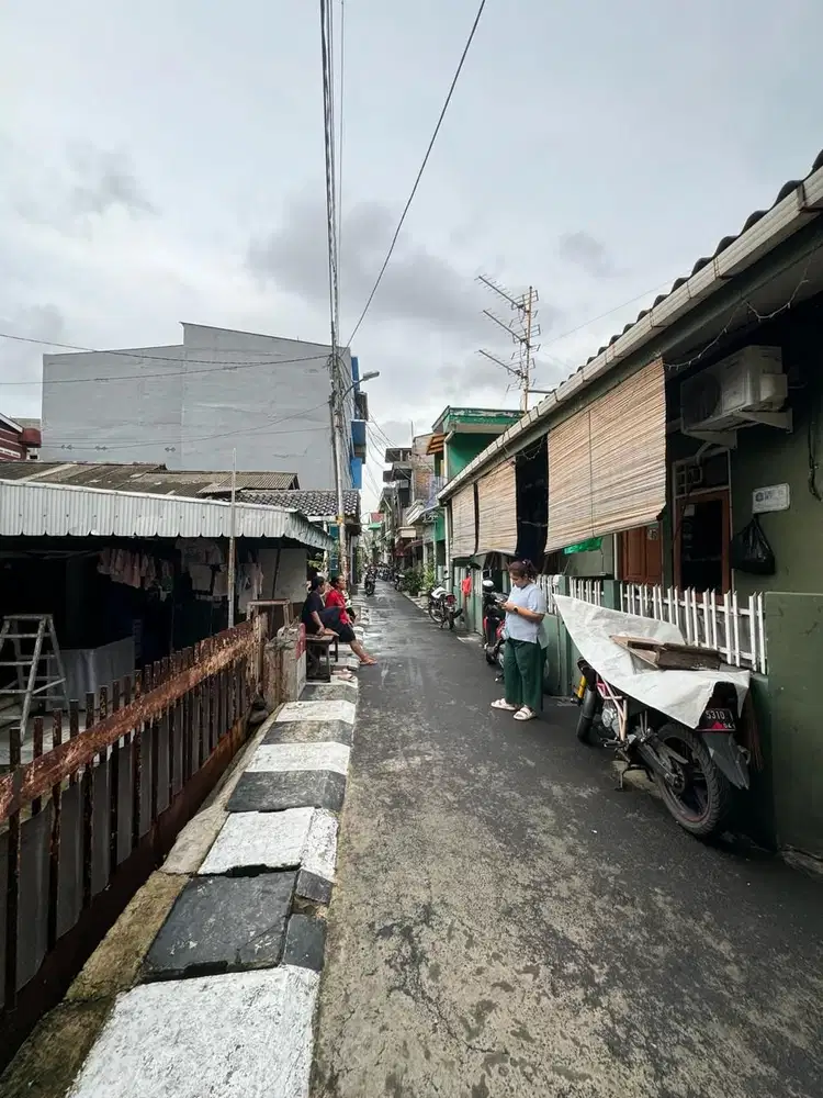 Rumah Cempaka Putih dekat Shell Cempaka Putih
