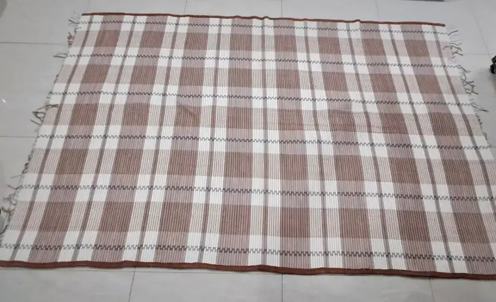 Karpet Halus - Baru 100 %