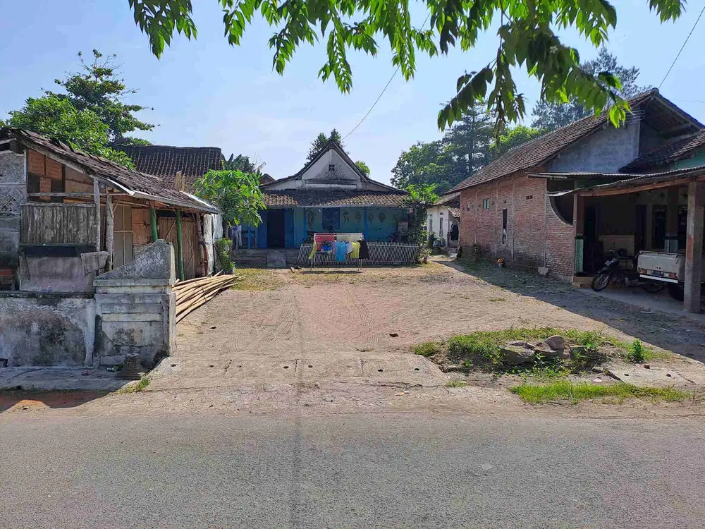 Tanah strategis tepi jalan siap bangun Baki