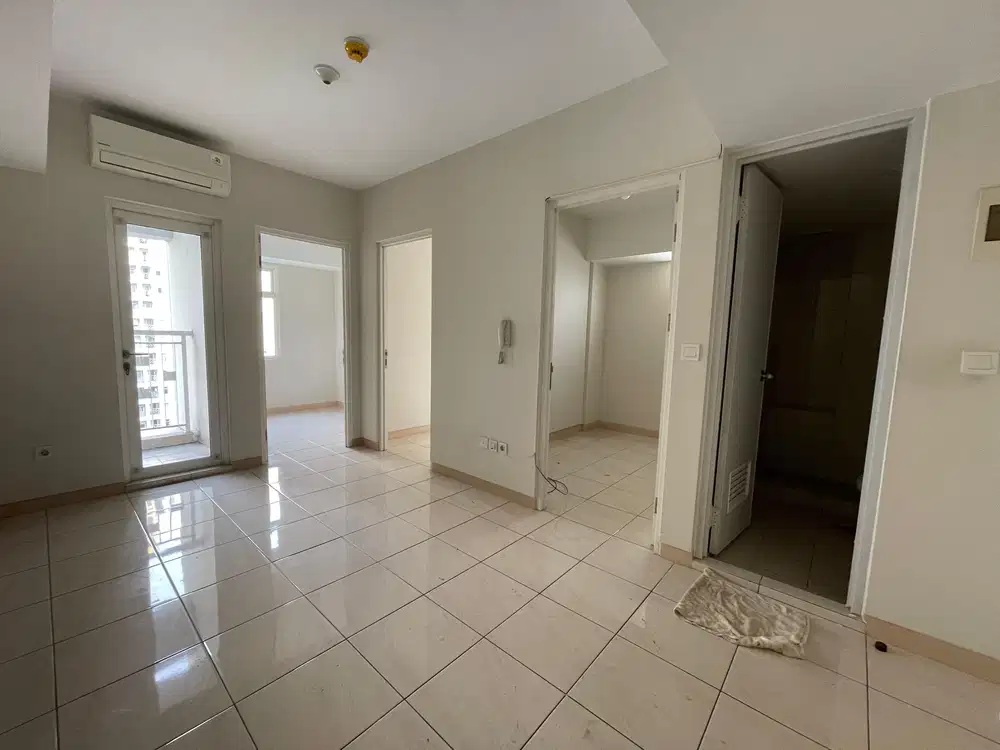 Disewakan 3 Bedrooms UnFurnish
