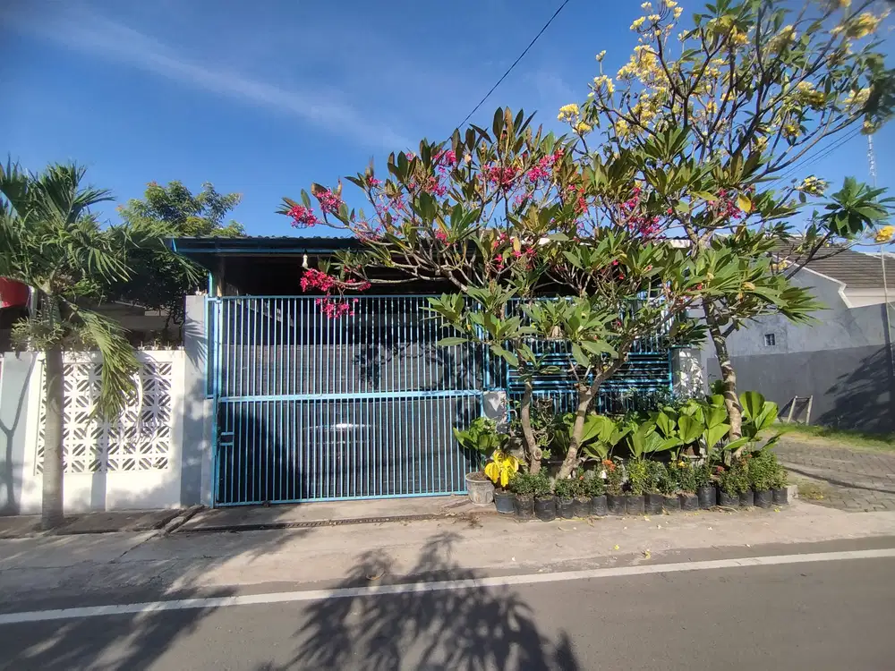 Rumah Strategis Akses Ciamik