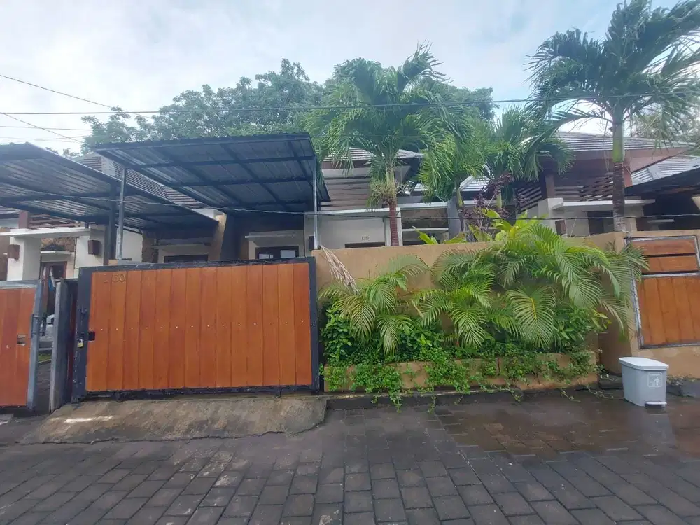 Rumah CLUSTER One Gate System Royal Garden Residence