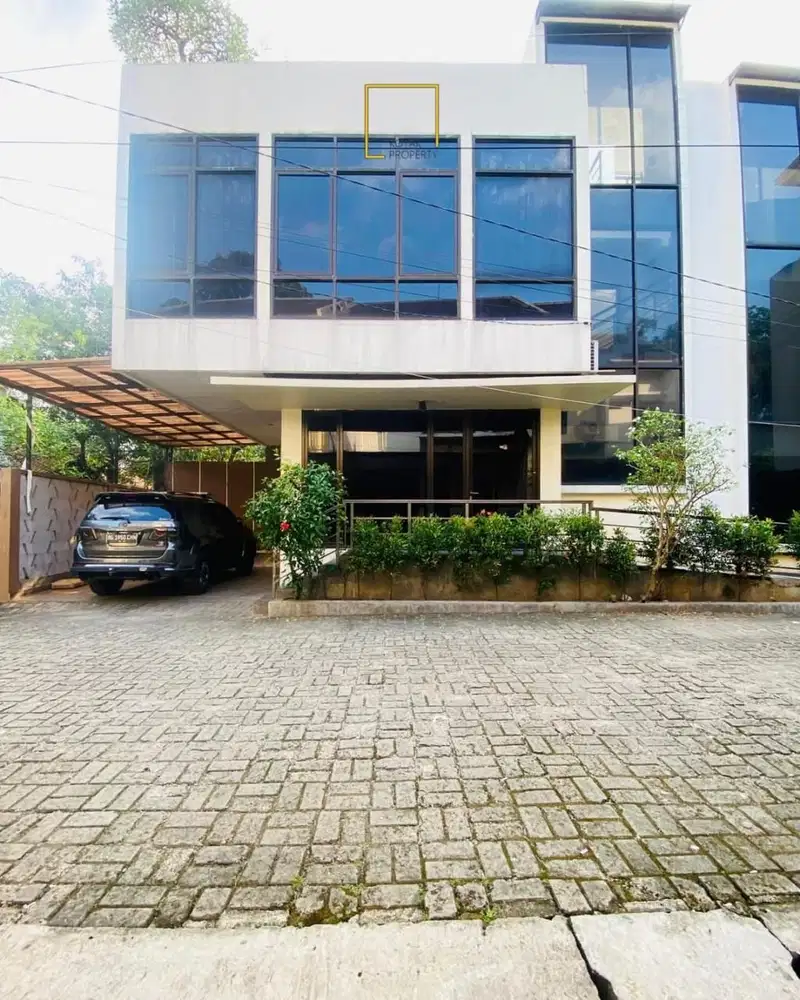 Disewakan Rumah Cantik Model Mezanine Siap Huni di Kemang Selatan