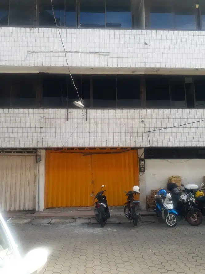 JUAL / SEWA  RUKO RMI Ngagel, Surabaya  HGB Murni  Lt. 66 m2  Lb. 240m
