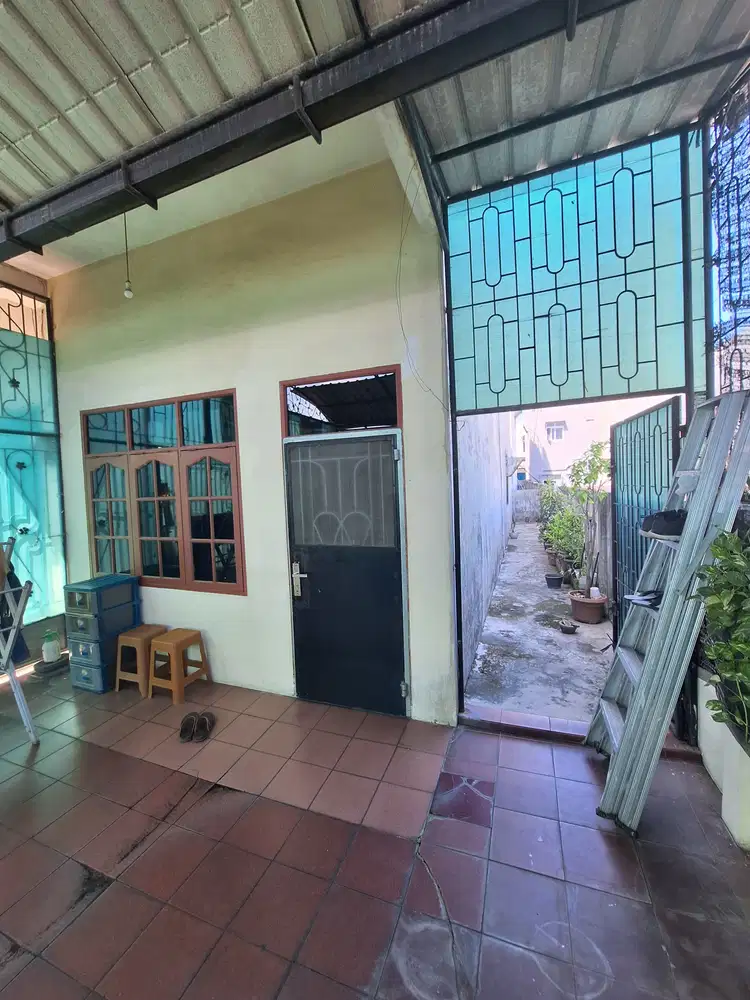 JUAL RUMAH DALAM KOMPLEK BRIGJEND KATAMSO MEDAN DEKAT MAJU BERSAMA