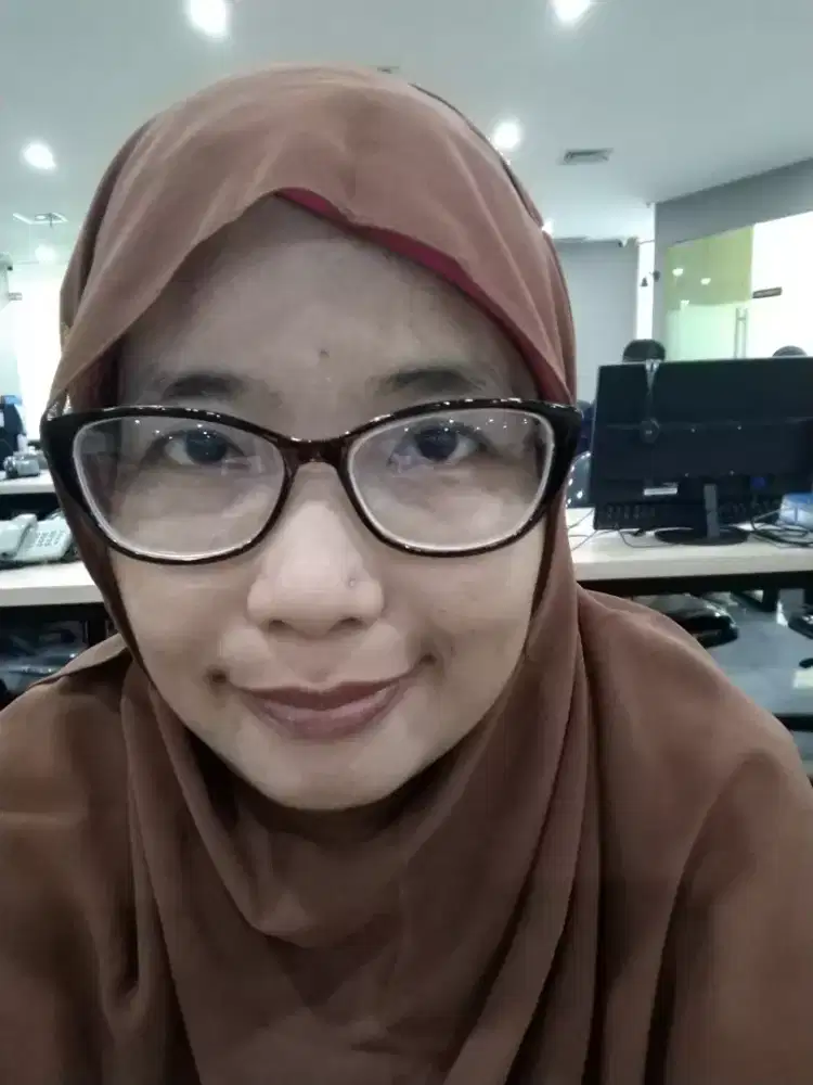 Mencari kerja apapun yang penting halal