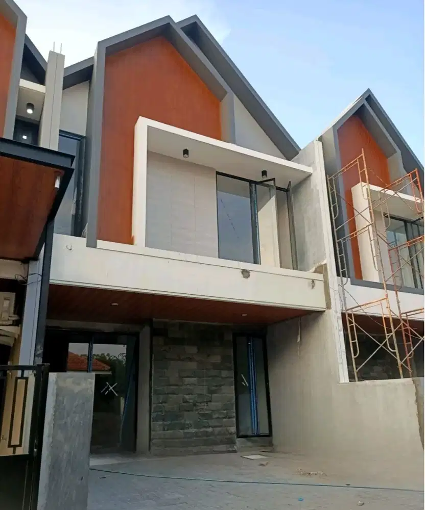 Rumah Baru Gress Scandinavian Manyar Surabaya Timur