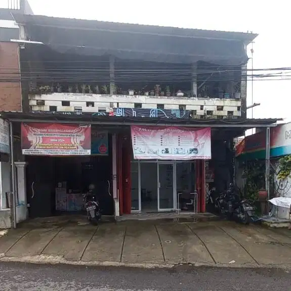 Rumah Usaha 1 Menit Dari UKSW Salatiga