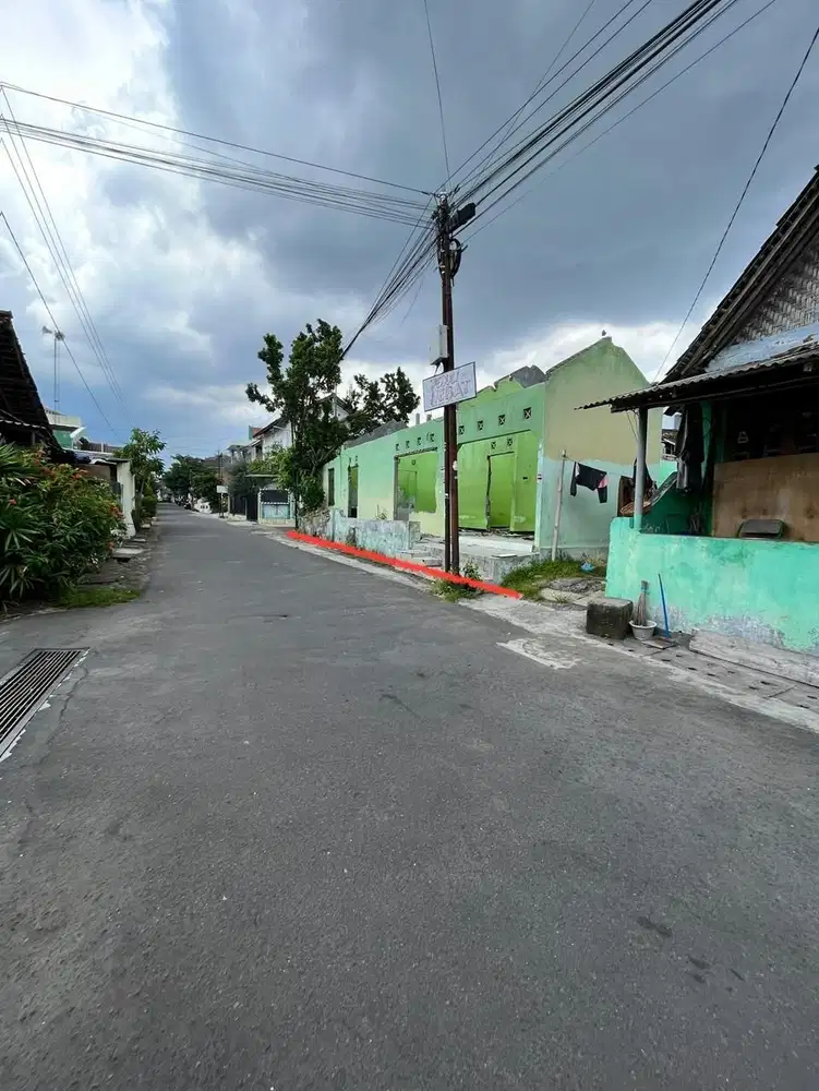 Tanah Premium Area Kota Kodya Wirobrajan Dekat dekat Alfamidi Super