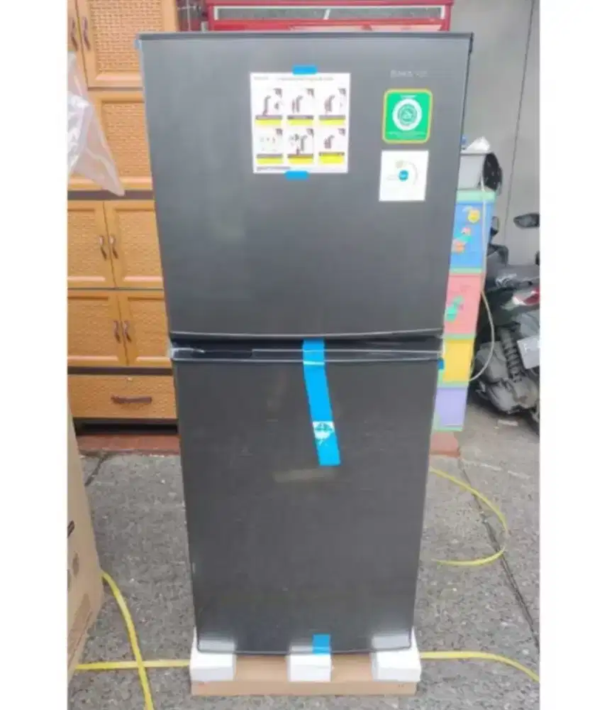 PROMO KULKAS SHAPR 2 PINTU MURAH MENENGAH GARANSI 5 TAHUN GRATIS ANTAR