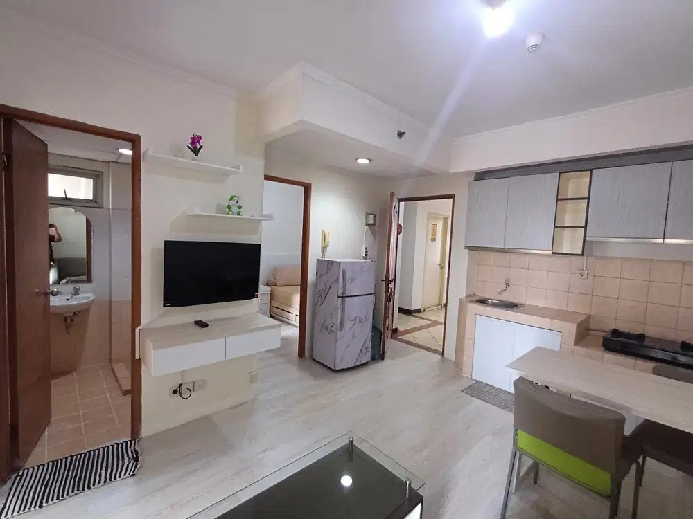 Disewakan 1 bulan apartemen mediterania palace