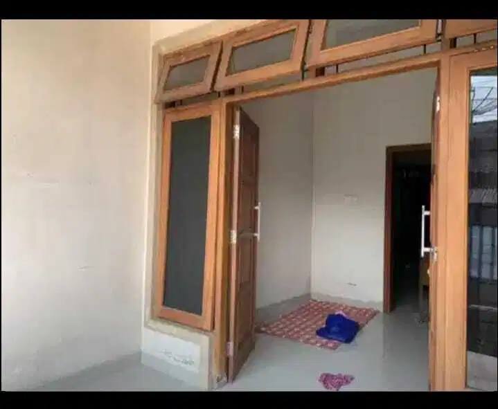 Rumah Semi Furnished Area Condongcatur Sleman 065956 age2508