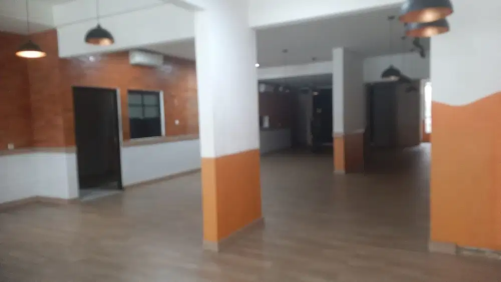 Tempat Usaha Ex Cafe Strategis Mainroad Dekat Loadaya Burangrang