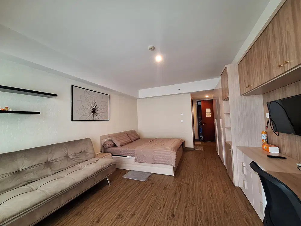 DISEWAKAN APARTEMEN MATARAM CITY FURNISHED BAGUS VIEW POOL