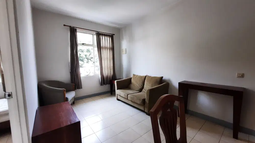 Townhouse furnish Taman Paris Lippo Karawaci