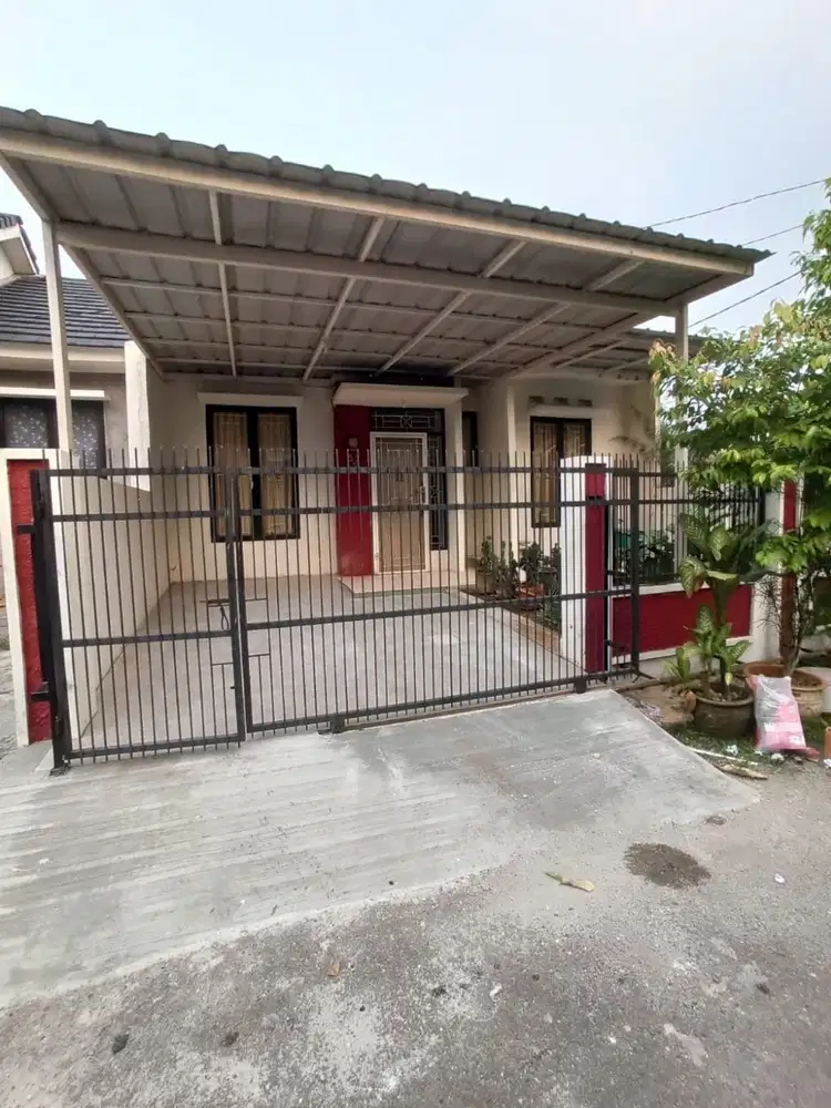 Di jual rumah siap huni tanah luas di taman anyelir gdc depok