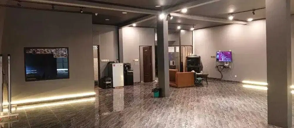 Ruang Usaha Raya Pasar Minggu Cocok Cafe Showroom