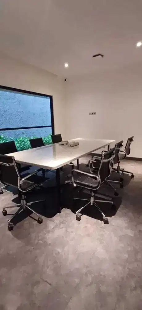 Gedung Kantor Furnish Raya Pakubuwono Kebayoran Baru