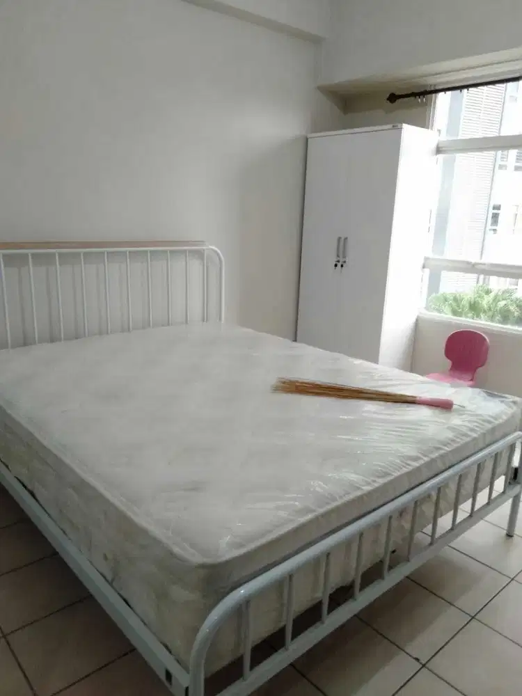 Sewa Murah Apartemen Metropolis Raya Tenggilis Studio Furnish dk Ubaya