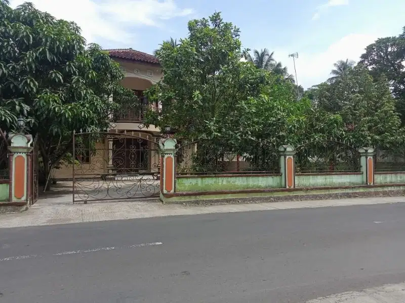 rumah halaman luas di purbalingga karangmoncol