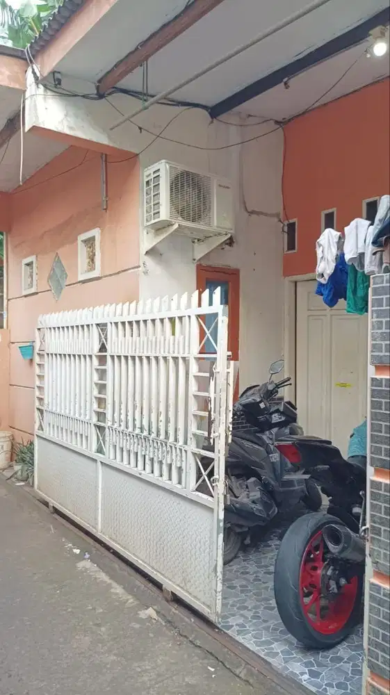 Rumah strategis, kayuringin jaya, Bekasi Selatan.Dekat RS,stasiun,tol