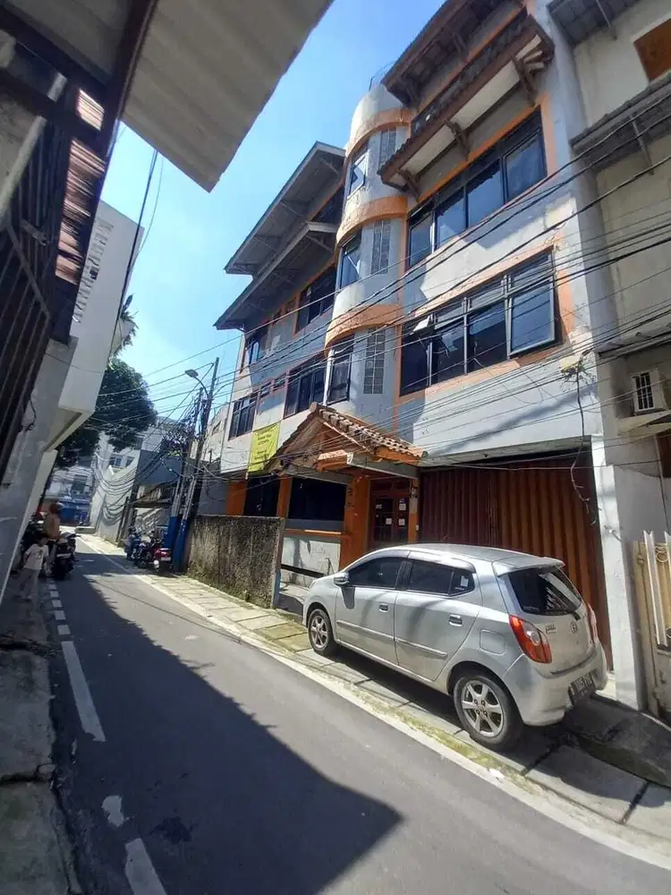 Dijual Rumah Modern Murah 3 Lantai Di Kalibata Jaksel
