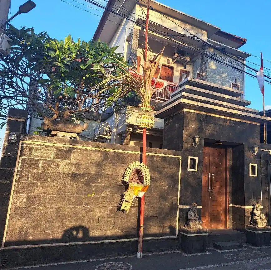 Dijual Rumah 2 Lantai Siap Huni Fully Furnish