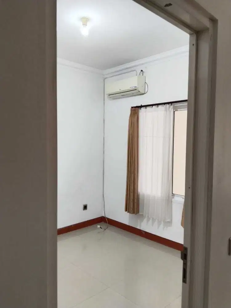 Di Jual rumah Graha Wahid Semarang