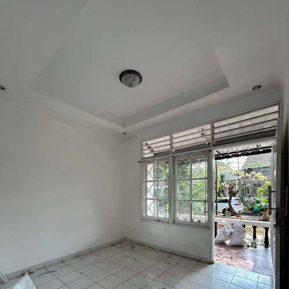 DIJUAL RUMAH DI MEADOW GREEN LIPPO CIKARANG NEGO