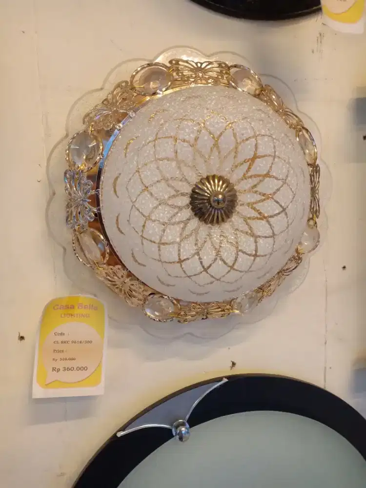 Lampu hias plafon crystal