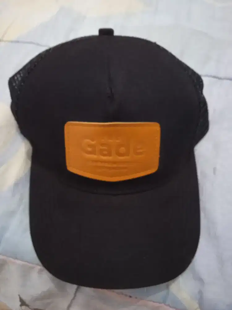 Topi trucker official Coffee and gold the Gade
