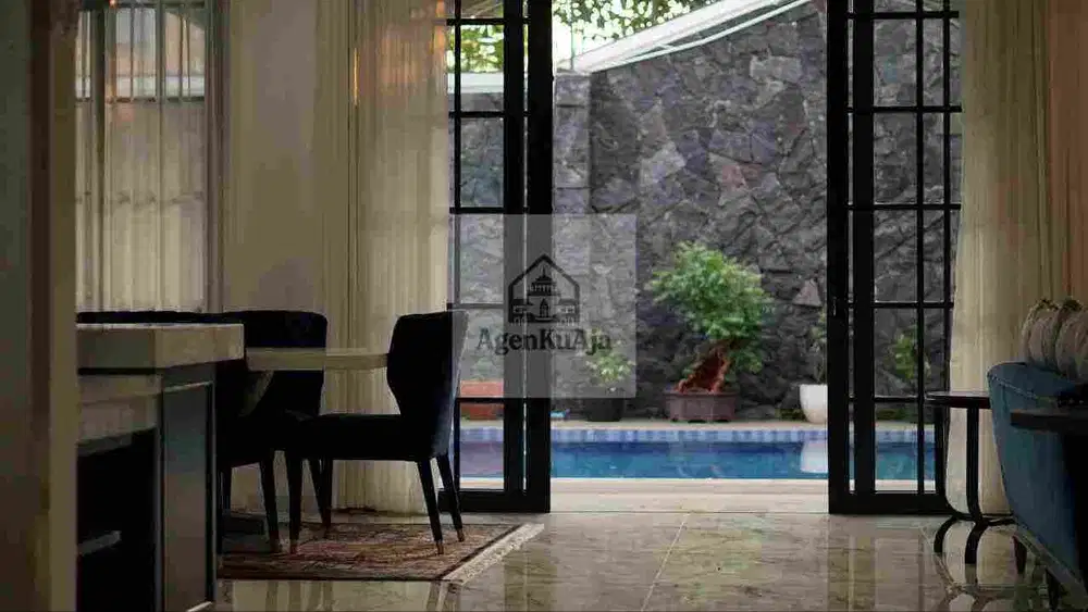 Rumah Mewah Lingkungan Elite Resort Dago Pakar Golf