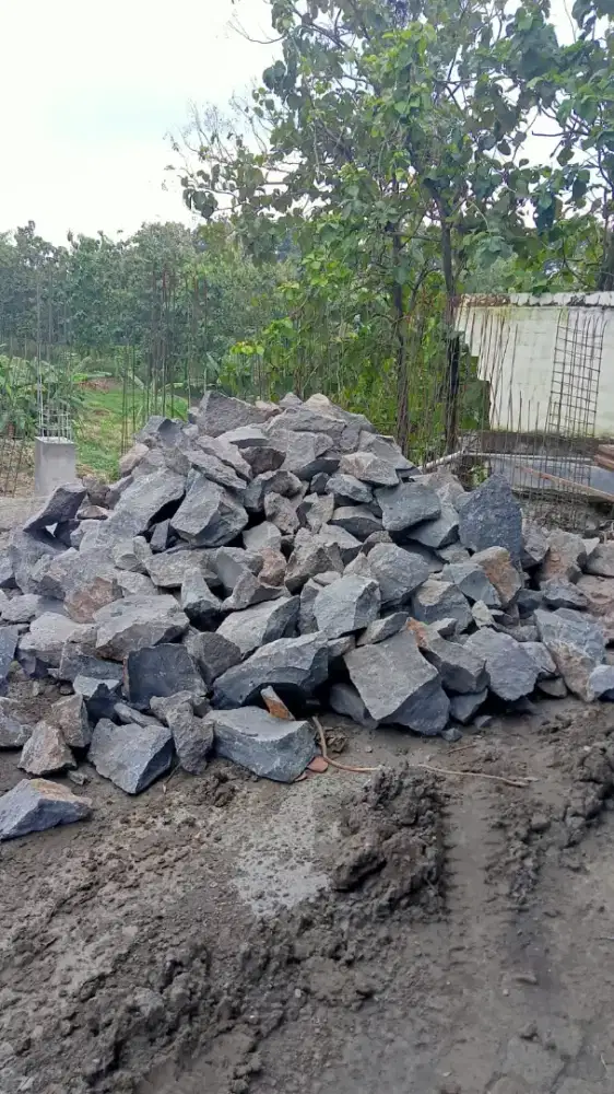 Batu Pondasi / Batu Kewal / Batu Kali / Batu Belah