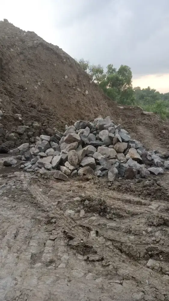 Batu Pondasi / Batu Belah / Batu Kewal / Batu Kali