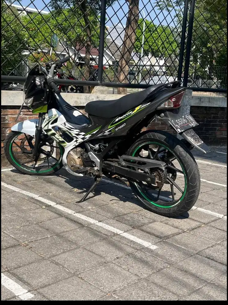 Dijual Suzuki Satria F150 anti badai tinggal isi bensin
