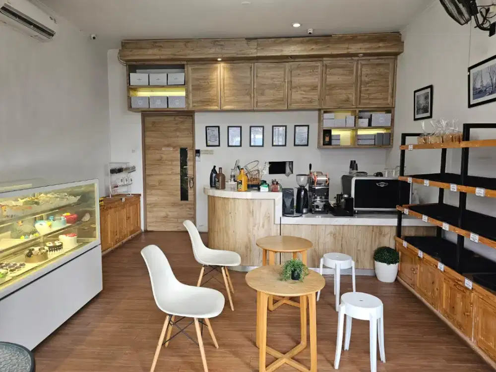 MEJA BAR EX BAKERY & MINI CAFE