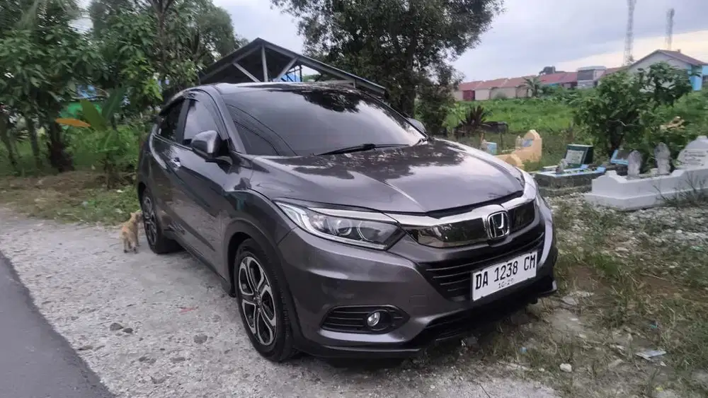 Hrv 2018 E pemakaian 2019 harga 215juta nego tipis