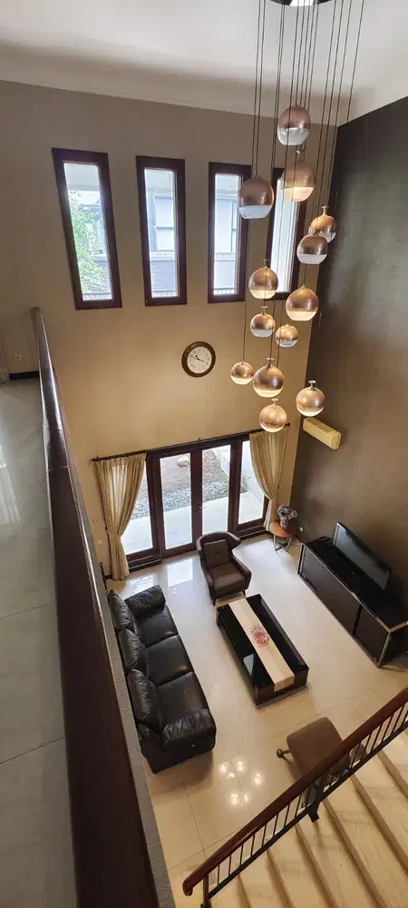 Dijual Rumah Graha Family blok Favorit