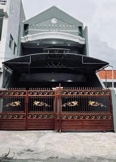 Dijual Rumah 2 Lantai super murah - SIAP HUNI