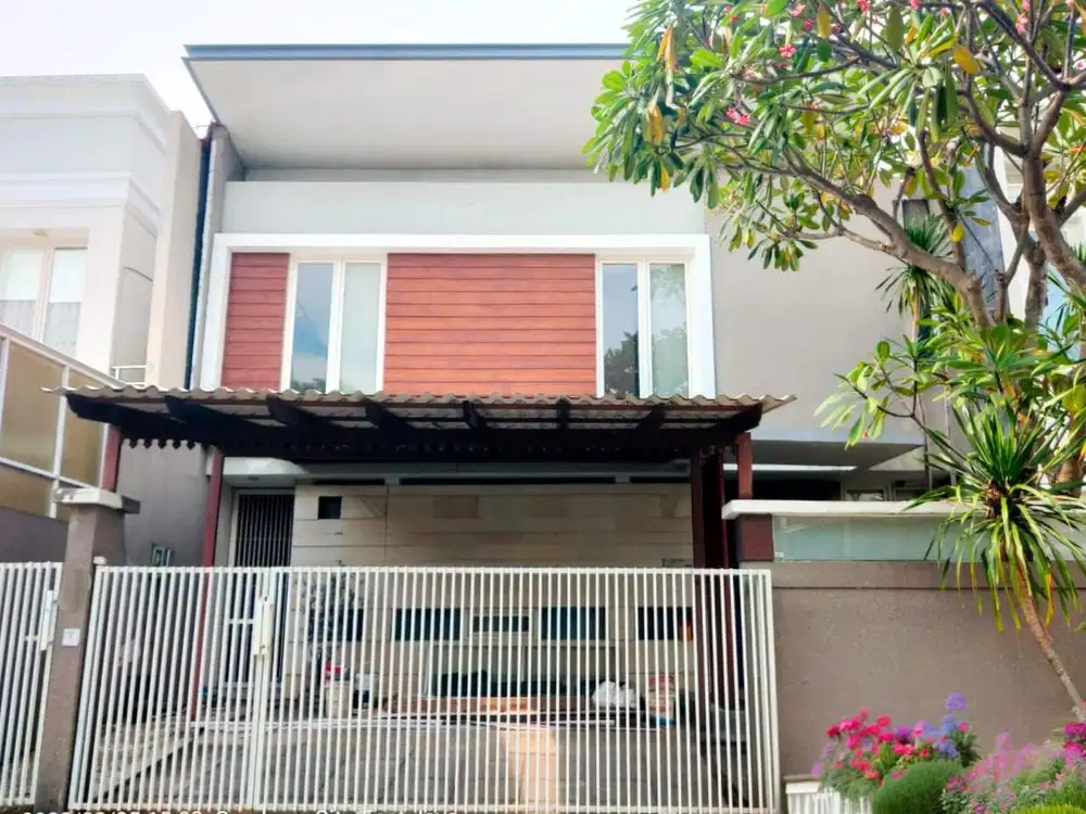 Dijual Rumah TPR Citraland Surabaya Semi Furnish, Terawat, Siap Huni