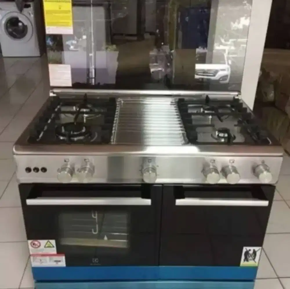 SERVICE Ac KOMPOR GAS KULKAS MESIN CUCI DISPENSER WATERHEATER SHOWCASE