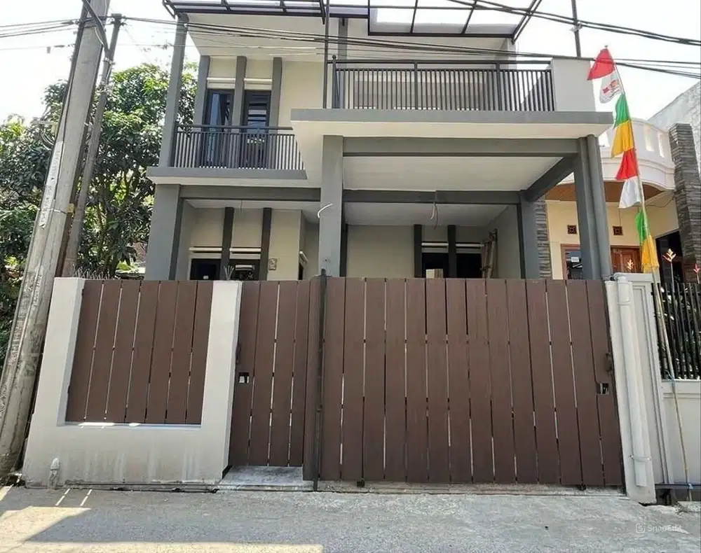 RUMAH CIWARUGA GEGERKALONG DEKAT POLBAN, ECO PESANTREN, SETIABUDI DAN TOL PASTEUR.