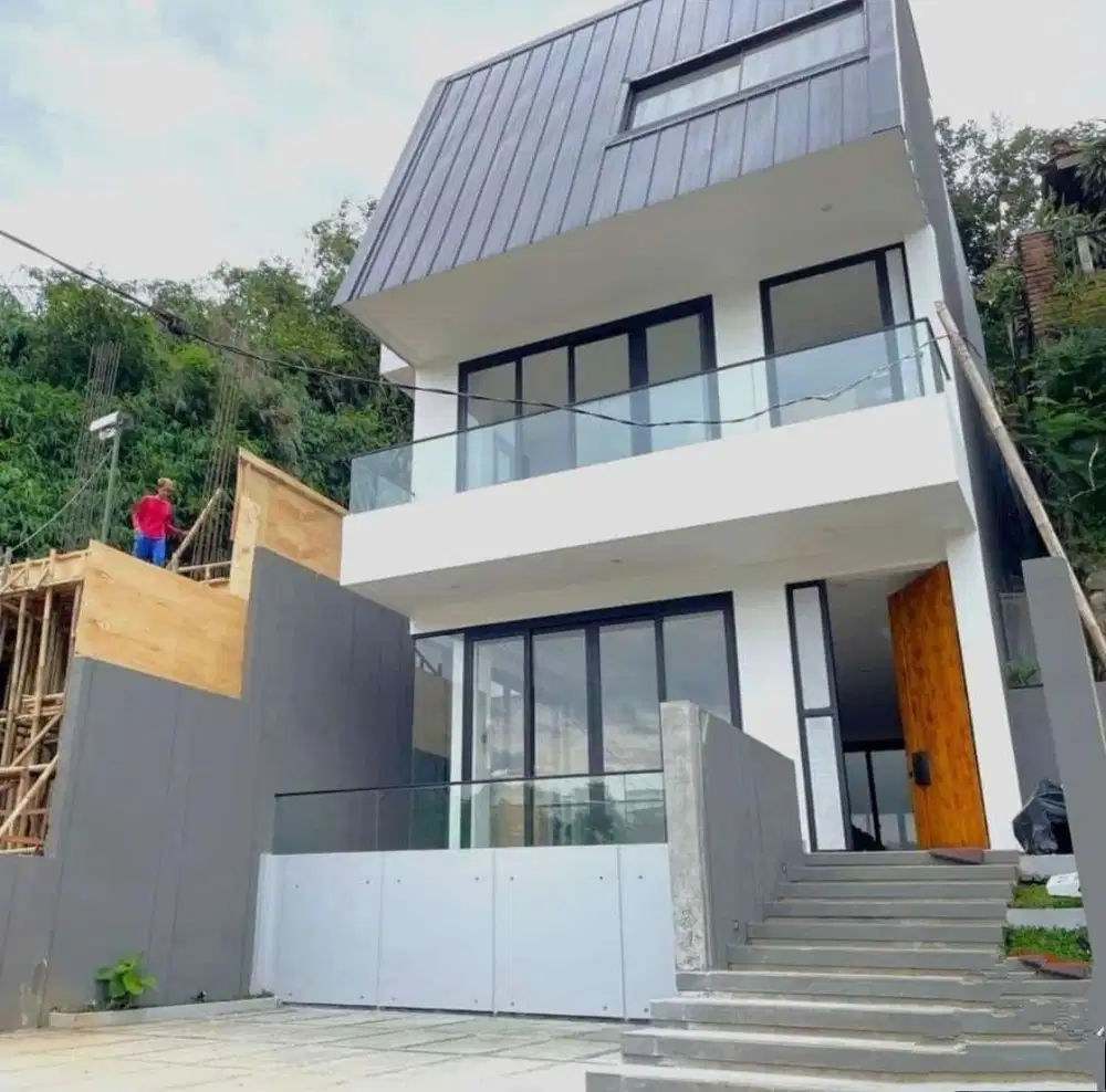 BISA CASH TAHAP 5 TAHUN. RUMAH MEWAH CIGADUNG DAGO BANDUNG UTARA.