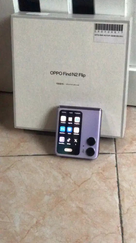 Oppo Find N2 Flip