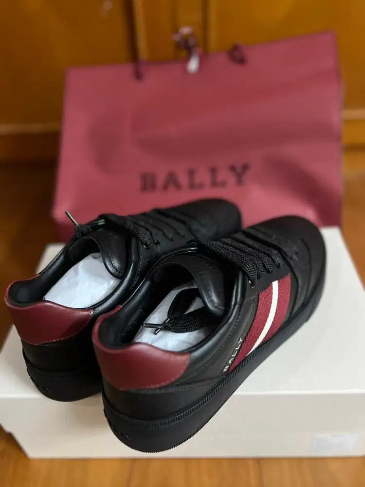 Sepatu Bally Cowok Baru Ori Lengkap