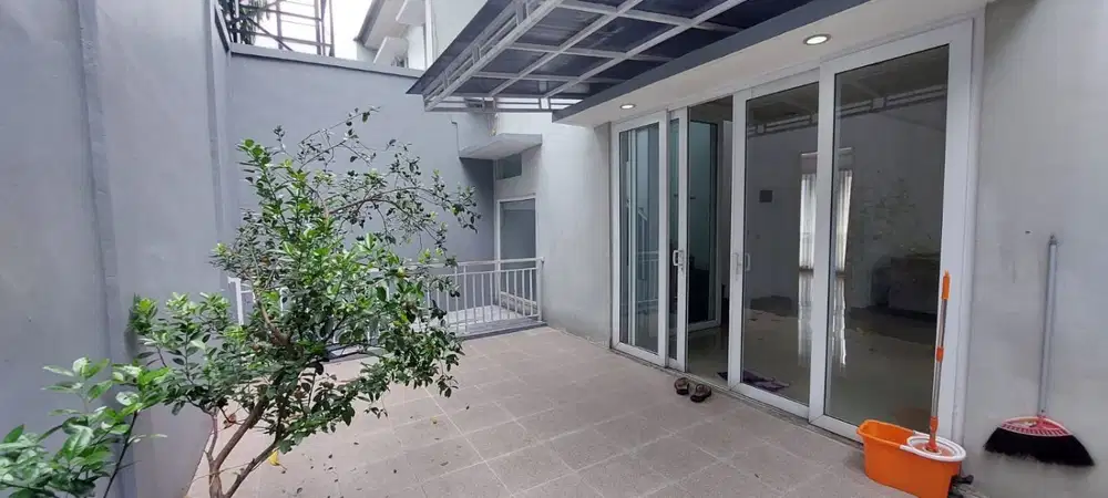 Dijual Rumah Strategis di Cilandak